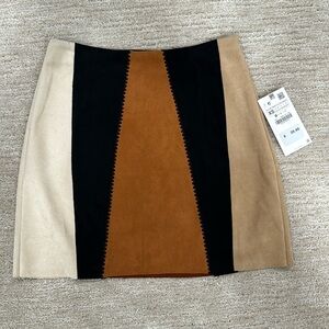 🆕 Zara Multi color skirt SZ XS
